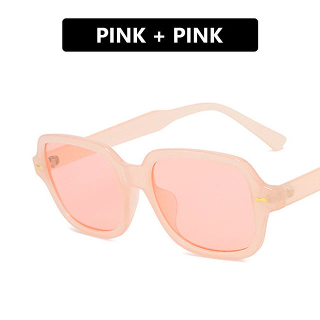 Dame kvadratisk solbrille med stilig og robust ramme Skanto