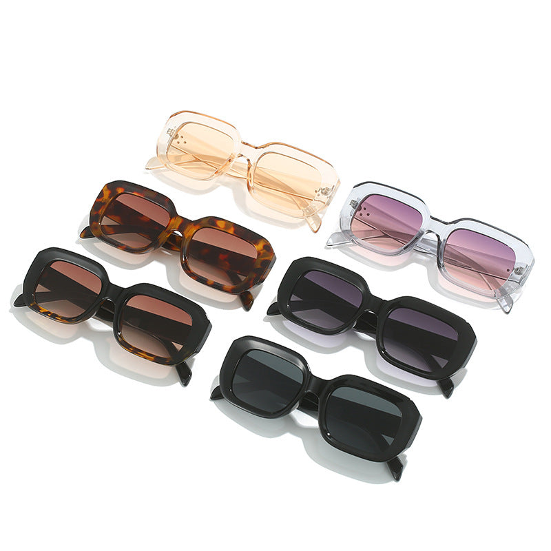 Dame oversized firkantet solbrille med trendy design Skanto