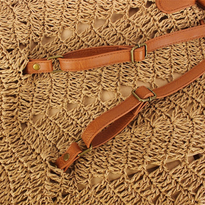 Backpack made of natural raffia with leather details Skanto