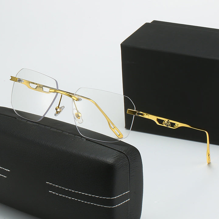 Dame moterik solbrille med luksuriøs ramme og ergonomisk design Skanto