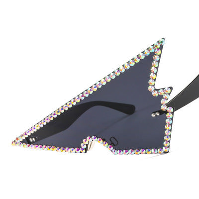 Dame ekstravagant formet solbrille Skanto