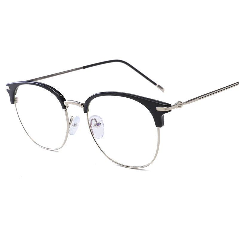 Damer moteriktig cat-eye brille med filigran metallramme Skanto