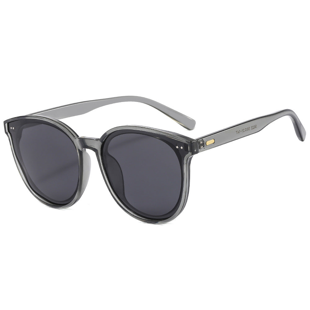 Dame Modisk solbrille med stort, elegant ramme Skanto