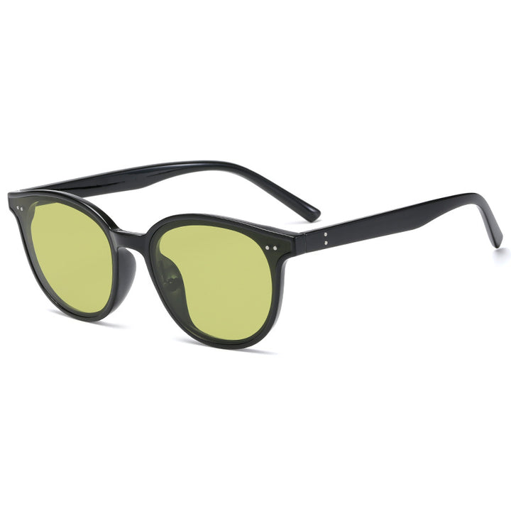 Dame rund solbrille med stilfull design og UV-beskyttelse Skanto