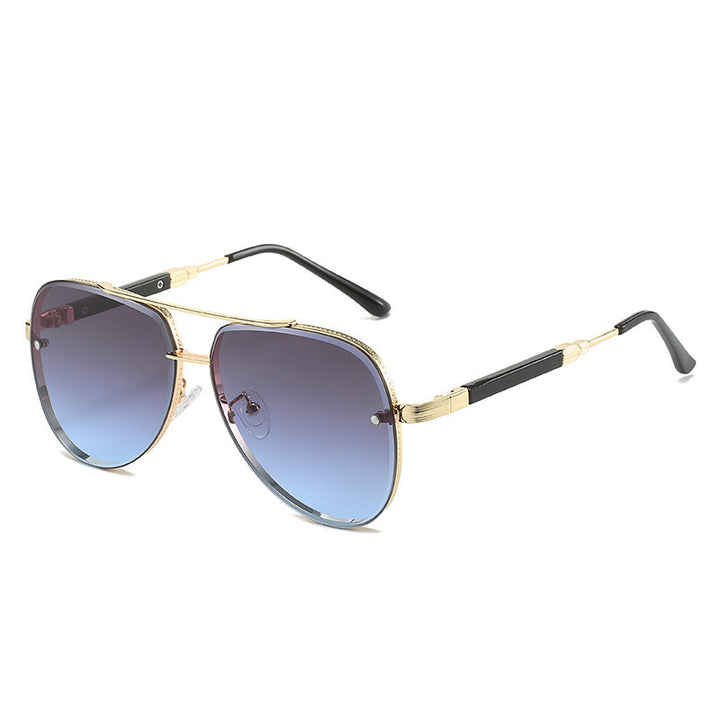 Dame Aviator solbriller med stilfull gradientbeskyttelse Skanto