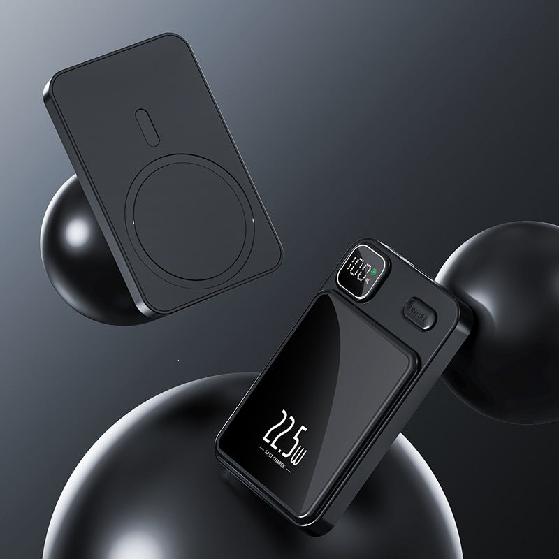 Bærbar powerbank med trådløs ladefunksjon og digital effektvisning Skanto