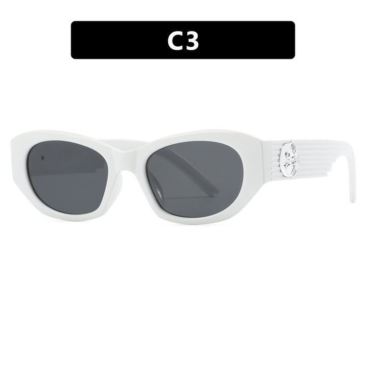 Dame moter Cat-Eye solbrille med markant design og luksuriøse detaljer Skanto