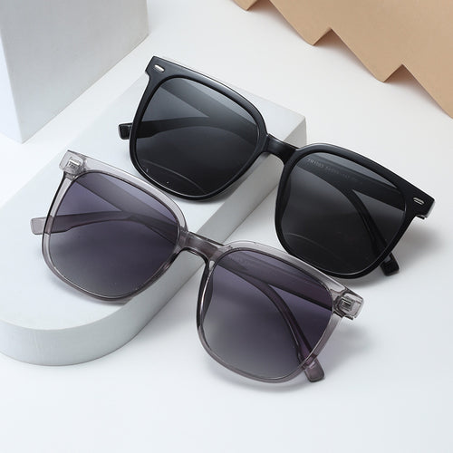 Unisex Motemessige Solbriller Skanto