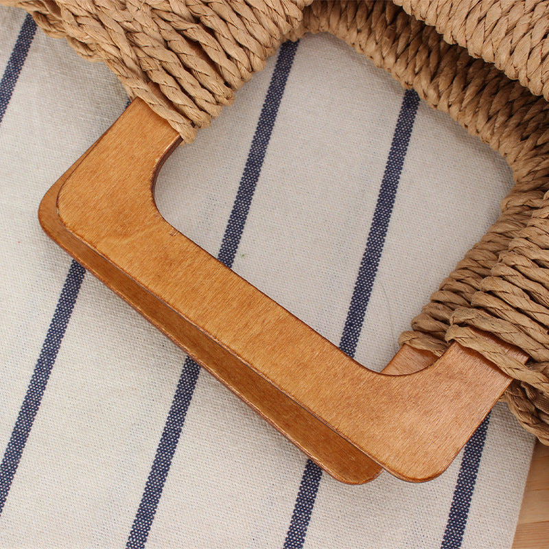 Handmade straw bag with wooden handle Skanto