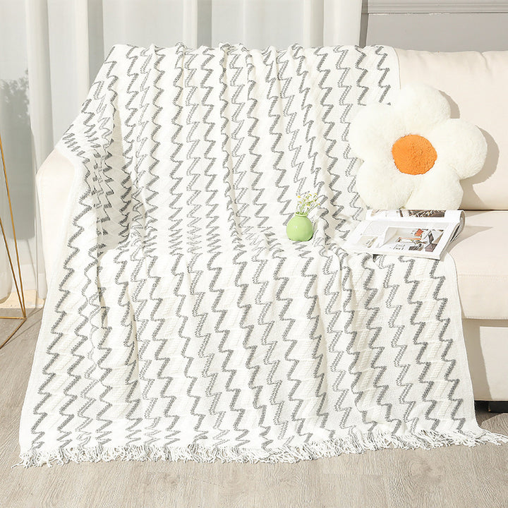 Kvinnens dekorative zigzag strikket teppe Skanto