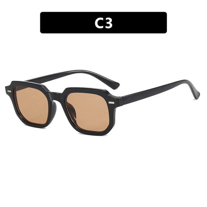 Dame kvadratisk solbrille med stilfull rammestruktur og UV-beskyttelse Skanto
