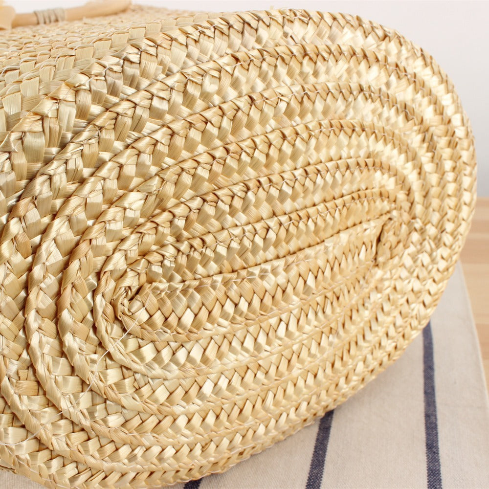 Basket bag with decorative floral design Skanto