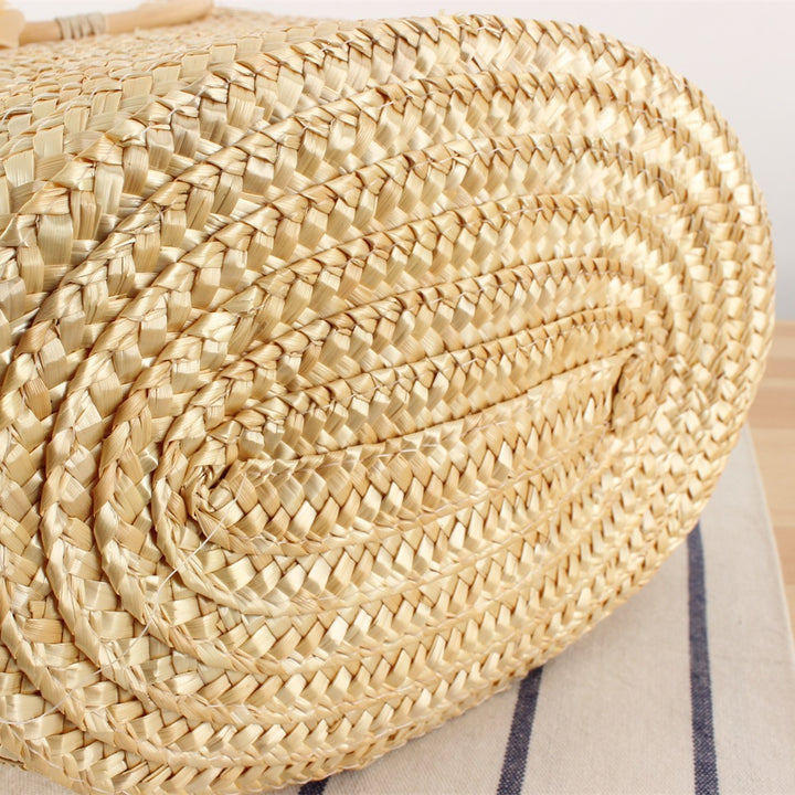 Basket bag with decorative floral design Skanto