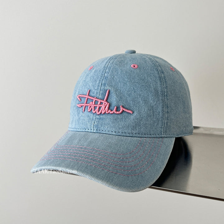 Kvinners slitt denim brodert baseballcaps Skanto