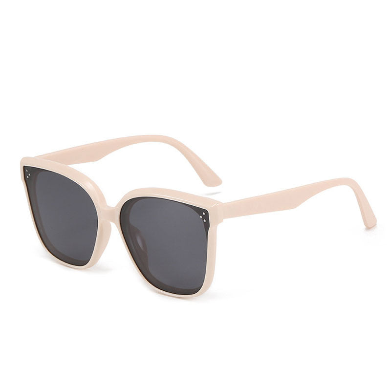Dame Cat-Eye solbriller i elegant og moderne design Skanto