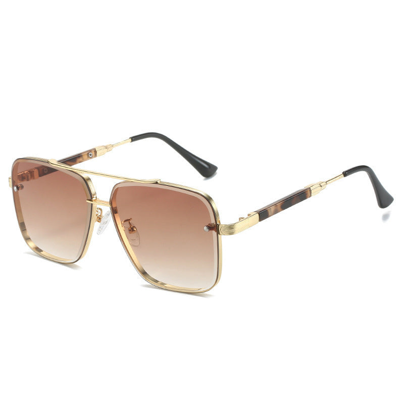 Dame Geometriske Oversized-solbriller med filigran metallramme Skanto