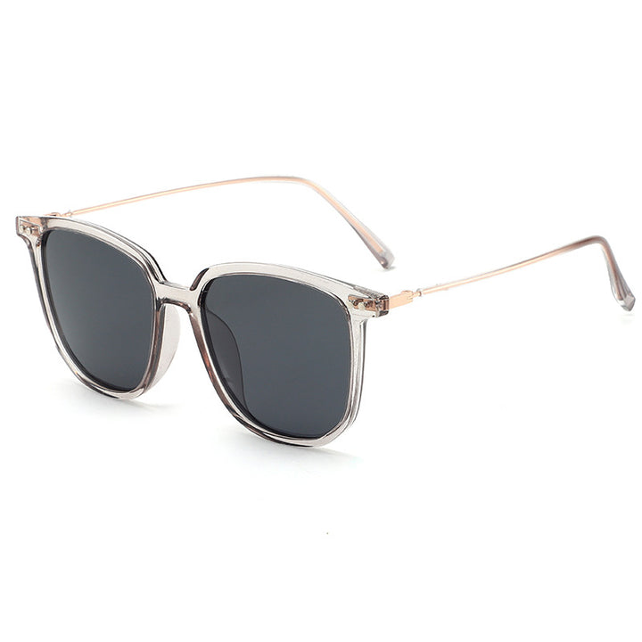 Dame moteriktig oversized solbrille med robust ramme og UV-beskyttelse Skanto