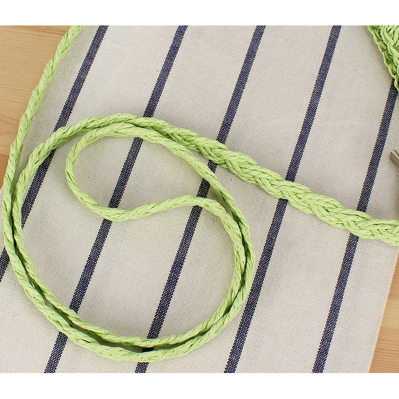 Shoulder bag in natural woven material with stylish design Skanto
