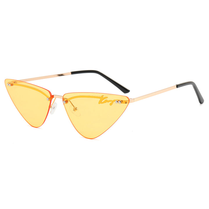 Dame Trendy Cat-Eye Solbriller med feminin ramme Skanto