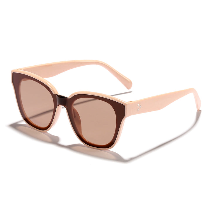 Dame moteriktig solbrille med bred ramme og myke linser Skanto