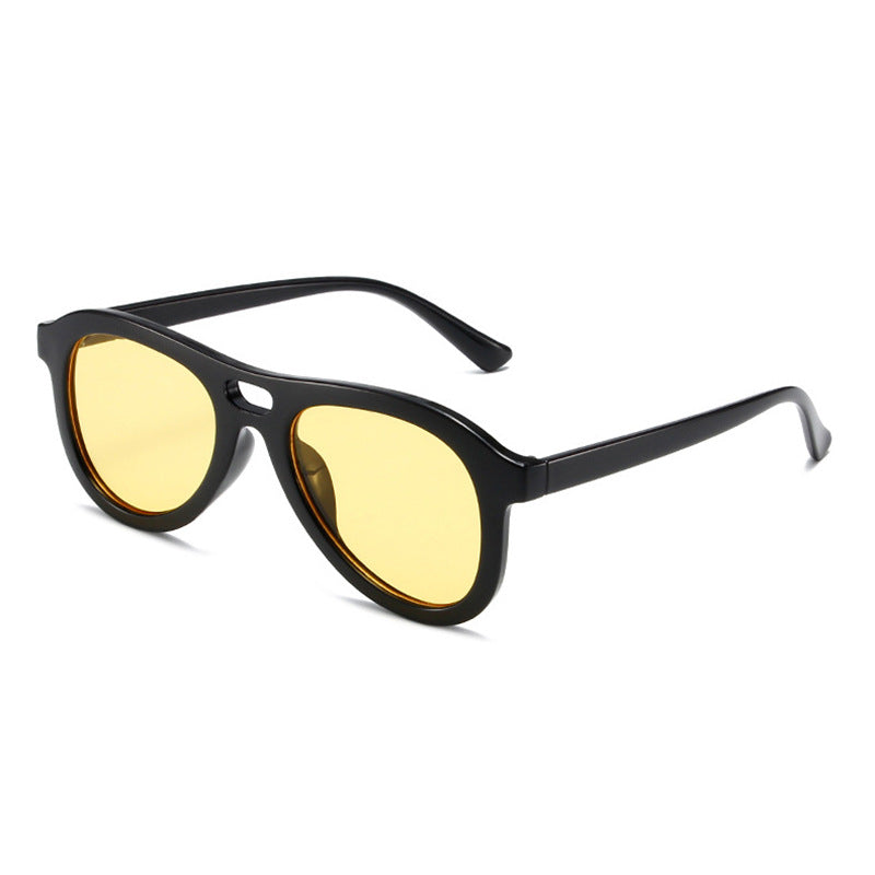 Dame moteriktig solbrille med unikt dyremønster Skanto