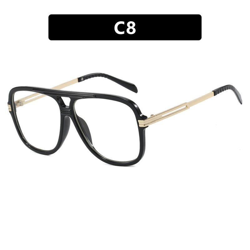 Dame oversized moteriktig solbrille med robust og elegant design Skanto