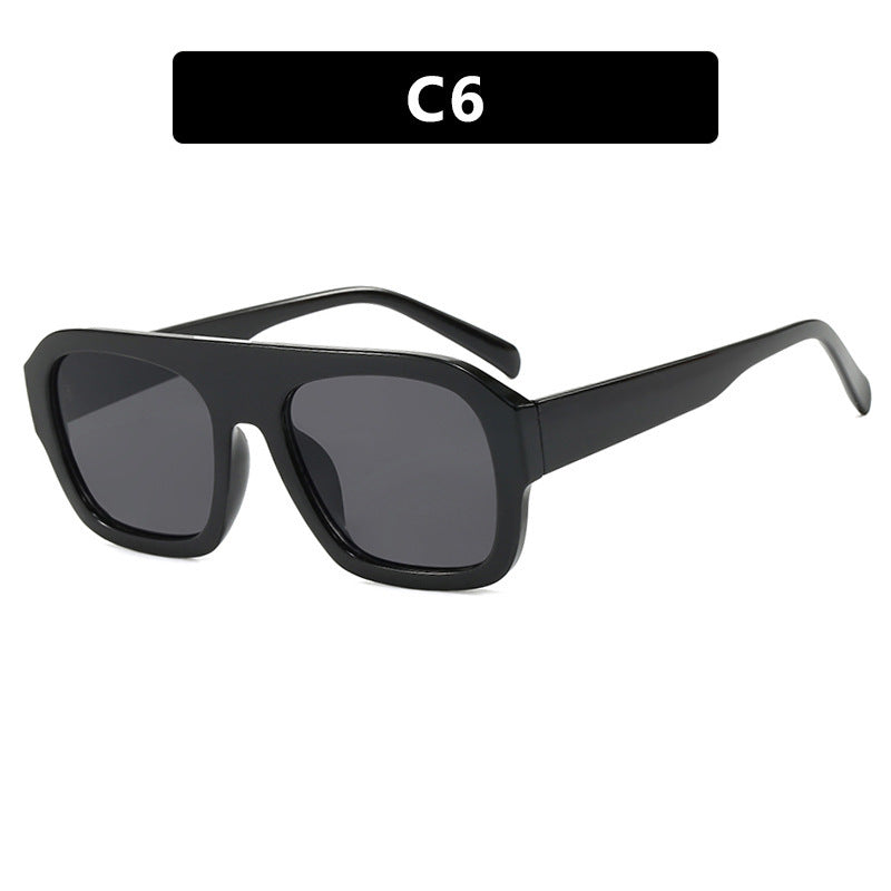 Dame oversized solbrille med markant rektangulært ramme Skanto