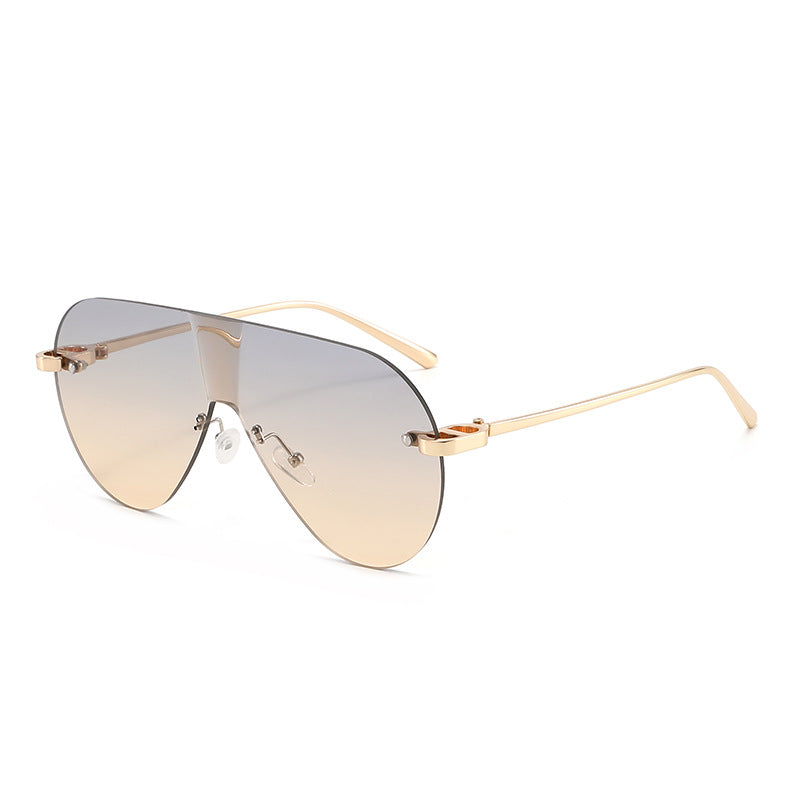 Dame Oversized solbriller i moderne aviator-stil Skanto