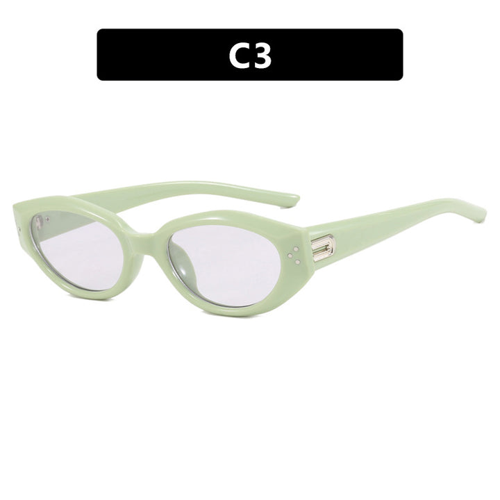 Dame Cat-Eye solbrille med aksentuerte transparente ramme og UV-beskyttelse Skanto