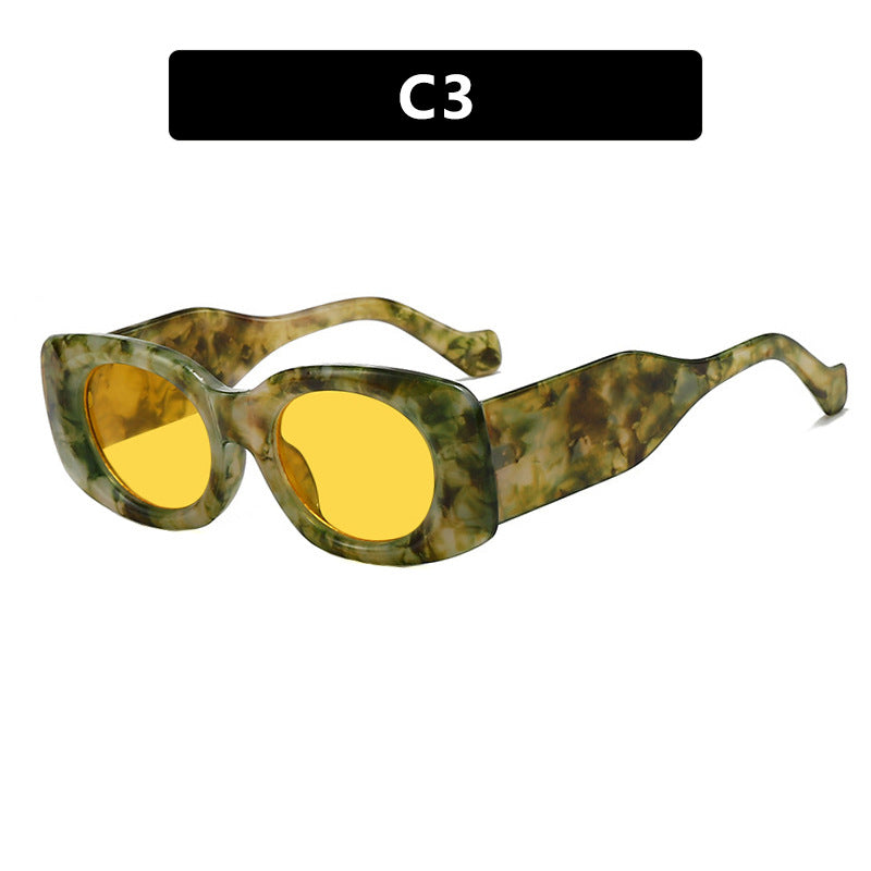 Dame futuristisk solbrille i elegant kvadratdesign Skanto