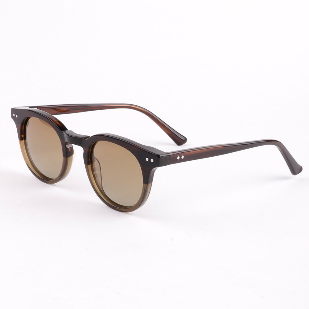 Dame solbriller i elegant retro-stil med polarisert glass Skanto