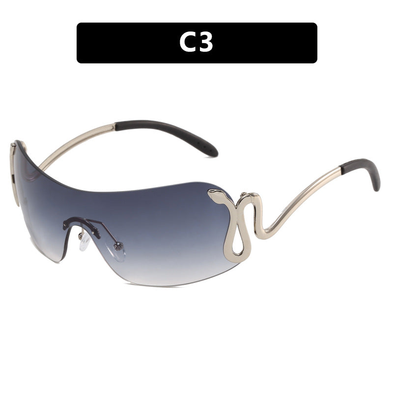 Damer futuristisk sportssolbrille med lekent design Skanto