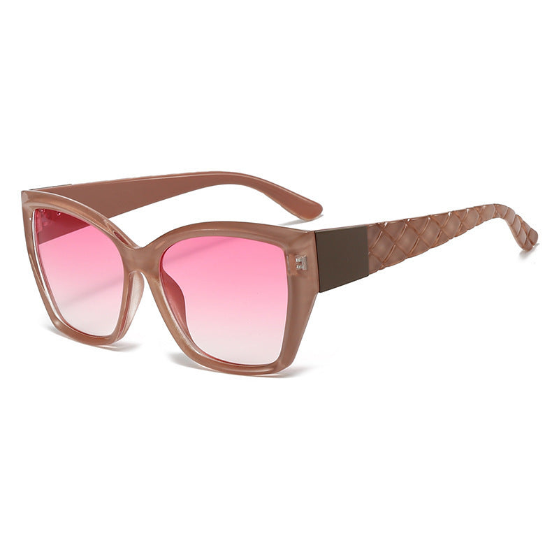 Dame Oversized Cat-Eye Solbriller med stilige aksenter Skanto