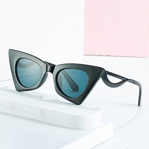 Dame Cat-Eye solbriller med elegante designelementer Skanto