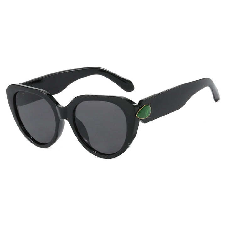Dame Cat-Eye solbriller med iøynefallende design og beskyttende UV-filter Skanto