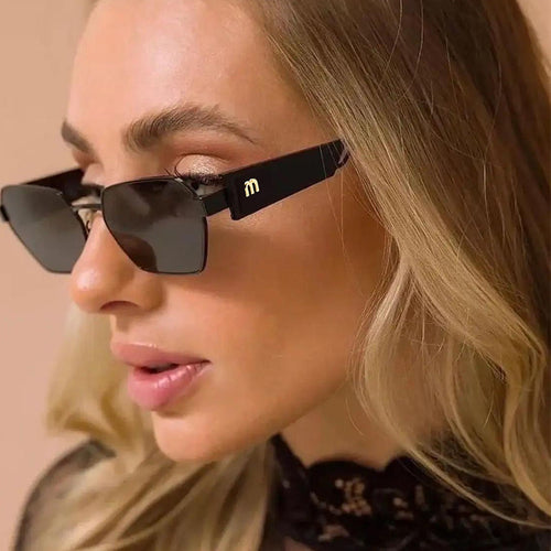 Dame Hexagon solbrille med luksuriøse metallakenter Skanto