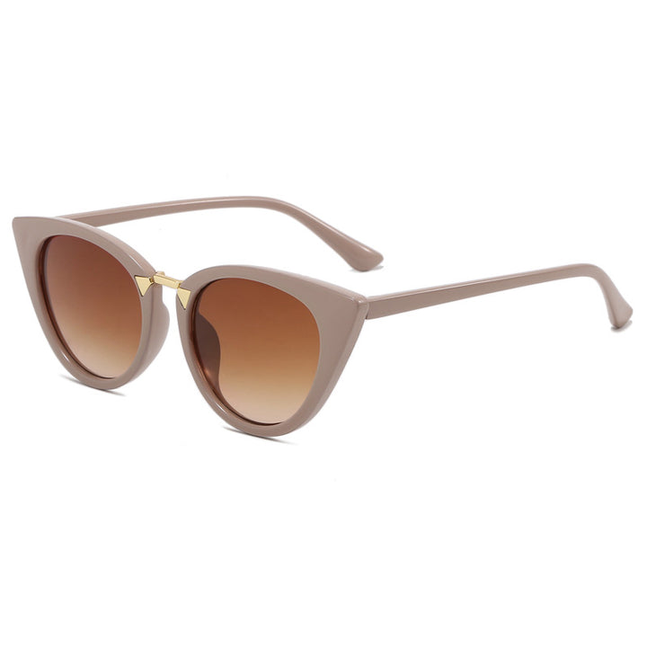 Dame Cat-Eye solbrille med elegant gull detaljer Skanto