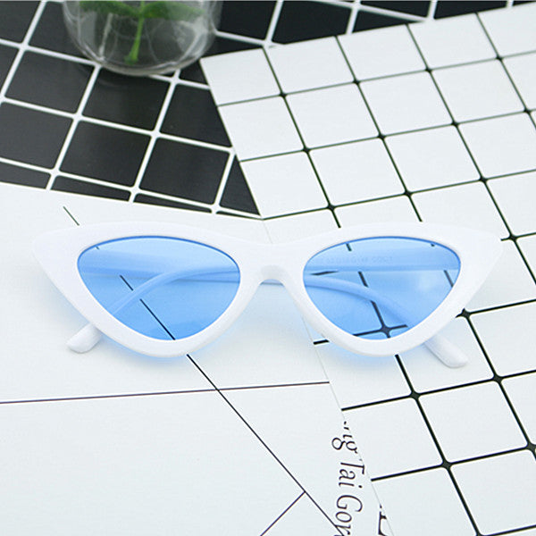 Dame Cat-Eye solbrille med elegant design og UV-beskyttelse Skanto