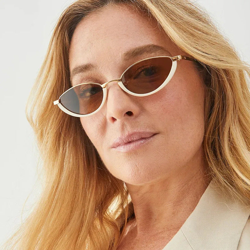 Dame moter Cat-Eye solbriller med to-farget ramme og UV-beskyttelse Skanto