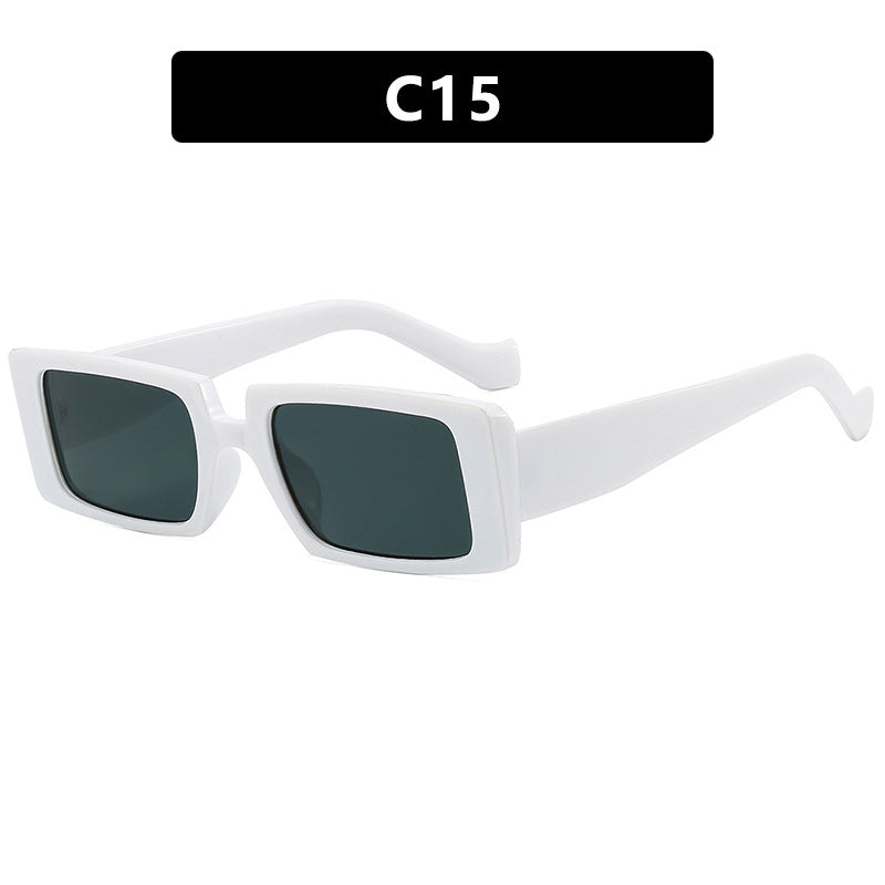 Dame moteriktig solbrille i attraktiv geometrisk design Skanto