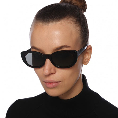 Damer Cat-Eye solbriller med høyglanset plastramme Skanto
