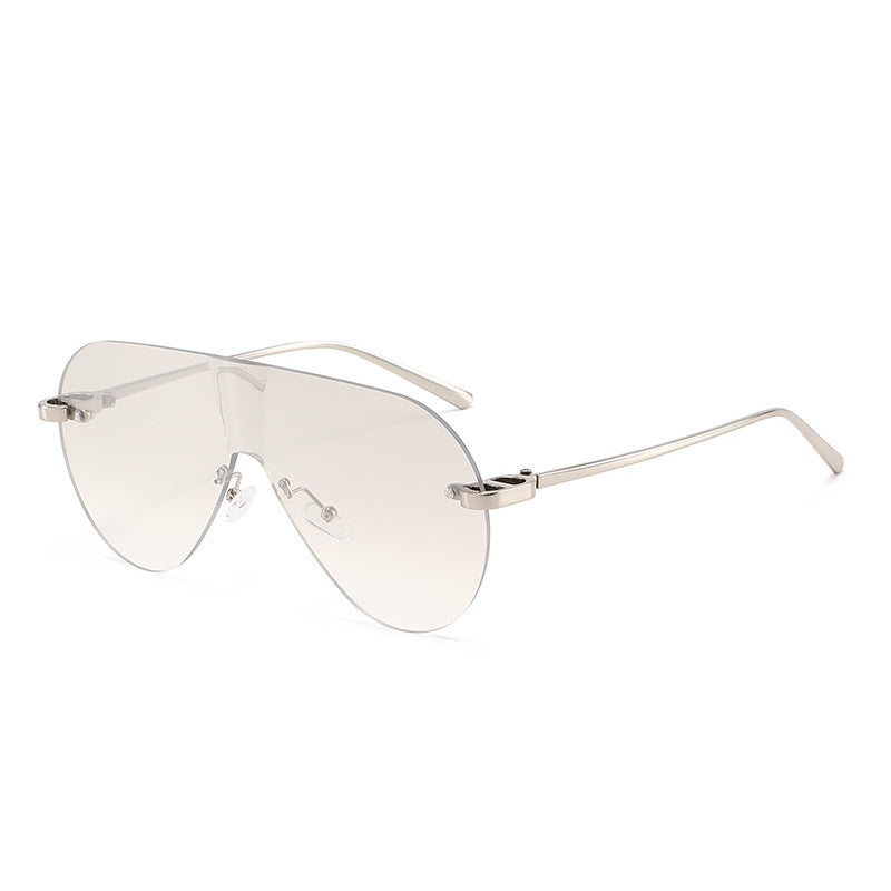 Dame Oversized solbriller i moderne aviator-stil Skanto