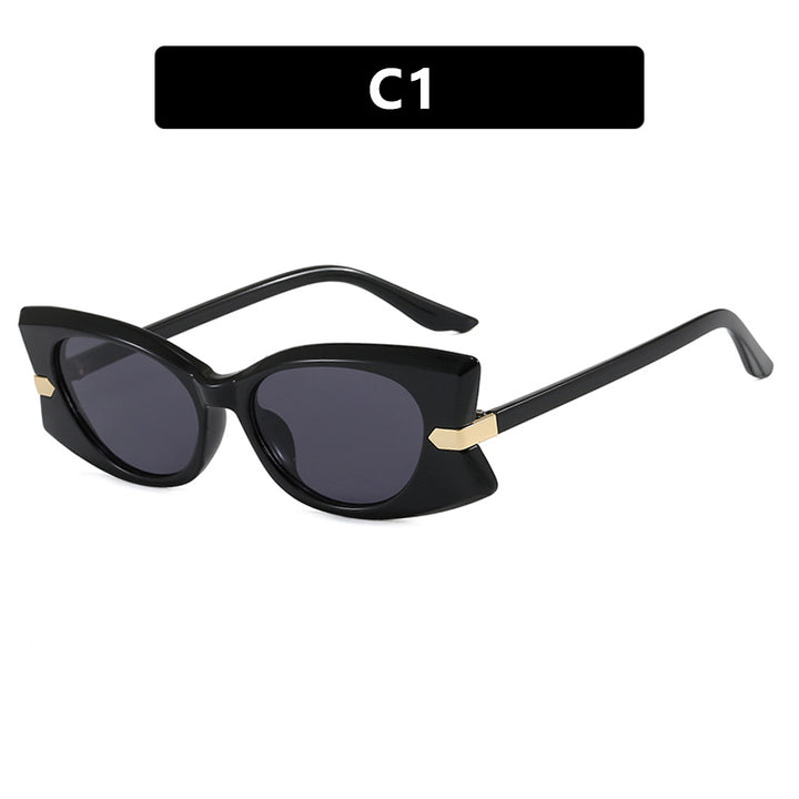 Dame Cat-Eye Solbrille med stilfull metalldetalj og UV-beskyttelse Skanto