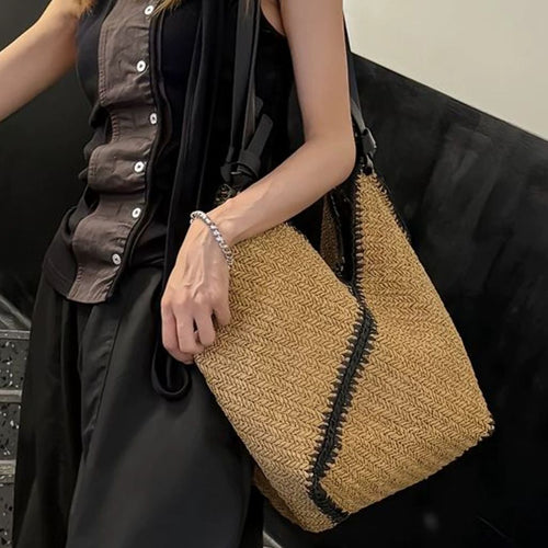 Trendete og Håndlagde Tote Bag i Naturlig Materiale Skanto