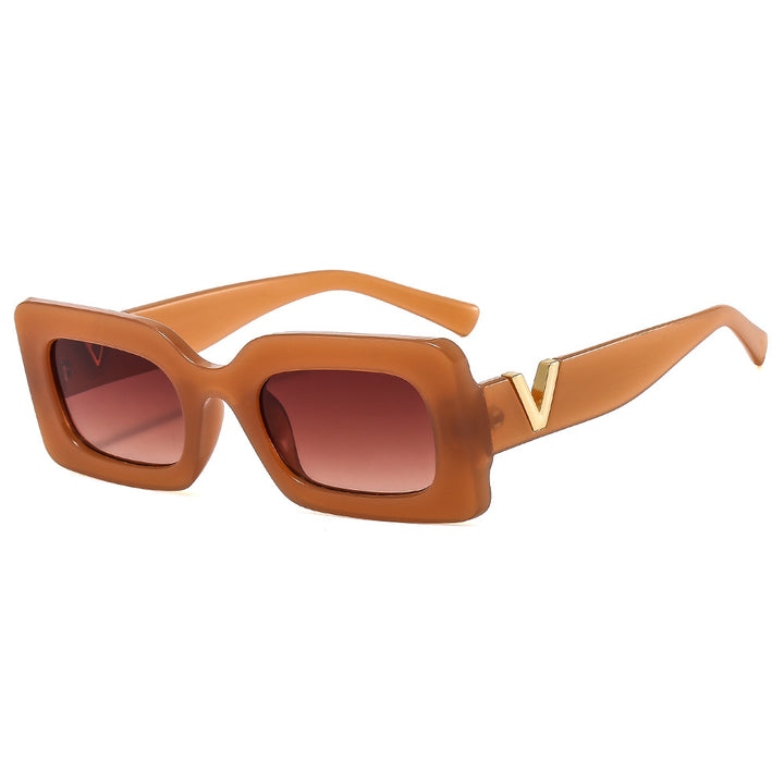 Dame Stilig oversized solbrille med unikt ramme Skanto