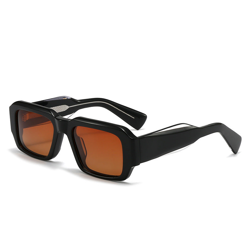 Dame Designer solbrille i robust og elegant stil Skanto