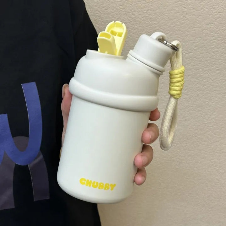 Damen Sportliche Wasserflasche mit praktischem Trageband Skanto