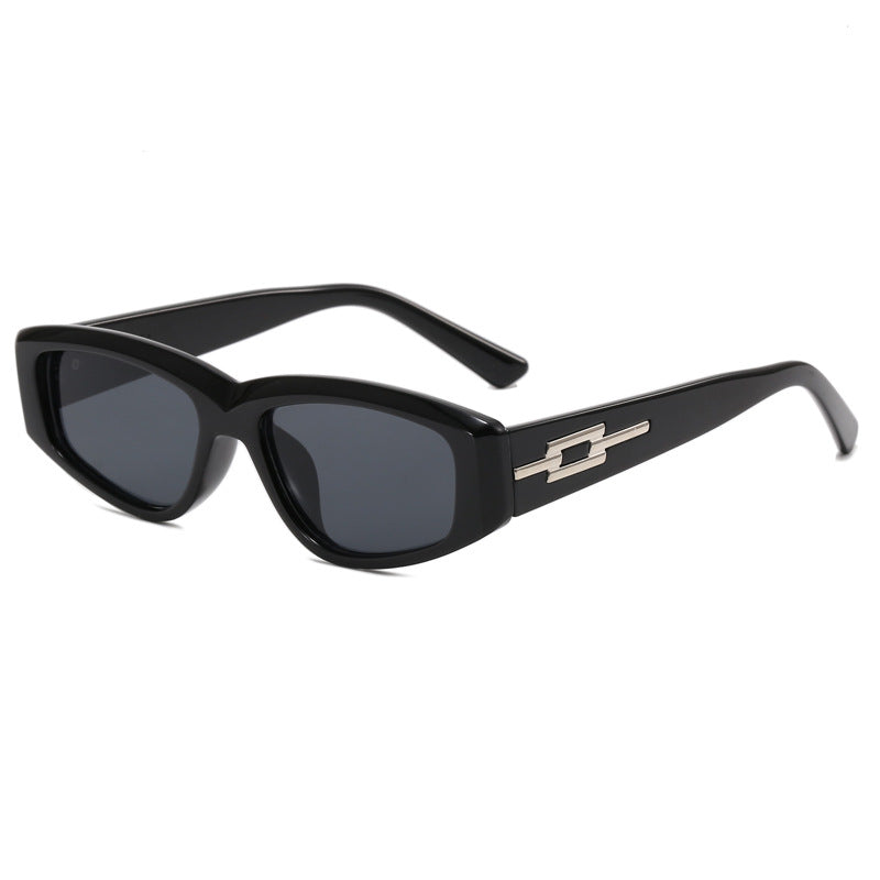 Dame fashion solbrille med elegant rammedekor Skanto