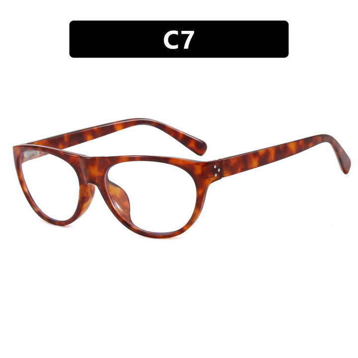 Dame moteriktig optisk brille med elegant kattøye-design Skanto