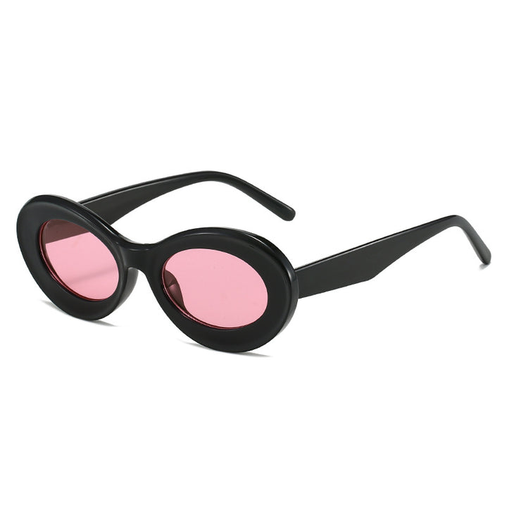 Dame moteriktig solbrille i oval design Skanto